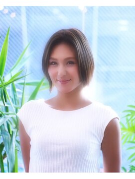 シェスタ(XES-TA) ★Xes-ta★シャープなストレートボブ