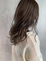 キチ(kichi.)&nbsp;[kichi.] ハイライト×パールグレージュ