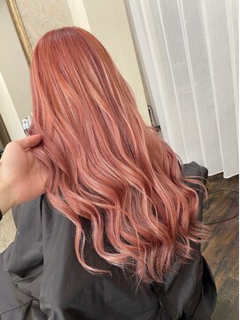 ファンド 千葉(fand) サーモンピンク/韓国風レイヤー/ビタミンカラー/髪質改善/