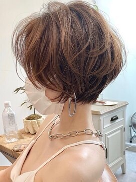 ビュー フクオカ(VIEW FUKUOKA) 大人ボブ似合わせカットアースカラーのショートボブ