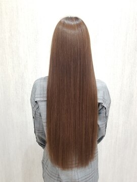 アルーシェ 心斎橋(Alushe) ウルトワトリートメント【心斎橋　髪質改善　学割U24】