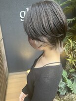 グロー(glow)&nbsp;ホワイト系で作るインナーカラー♪♪