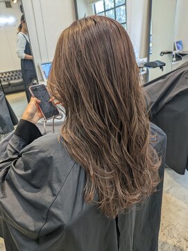 ナンバースリー 溝の口店(Number Three) ピンクベージュ