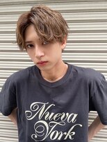 ツーダブルバイフィフス 茶屋町店(WW.. by fifth)&nbsp;センターパートツイストスパイラルパーマ刈り上げメンズパーマ