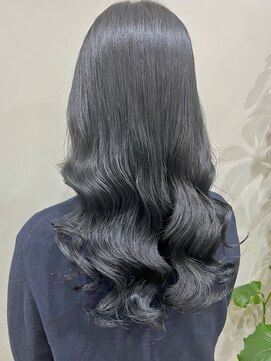 アミー 駒澤(Ammy komazawa) ロングパーマ/コテ巻き風パーマ/韓国風パーマ 纐纈