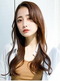 オリーブベージュミディアムレイヤー毛先ワンカール長めボブ