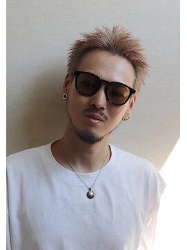 ヴェロ 福井(VeRO) ピンクグレージュ×スパイキーショート