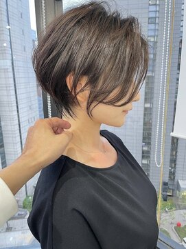 リヴ(LIV) 前下がり/くびれヘア/ショートボブ/[大阪箕面駅/ショート]