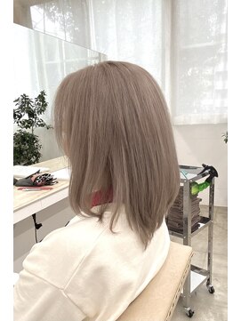 ニュート(Neut ) ホワイトミルクティー/ハイトーン/明るめ/白髪ぼかし