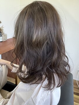 ダアッカ(da acca) オリーブベージュ