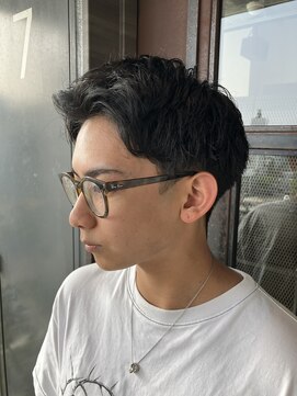 マノン バイ エイチ(MANON by H) スパイキーショート