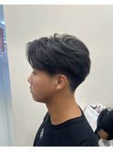 刈り上げアップバングスタイル