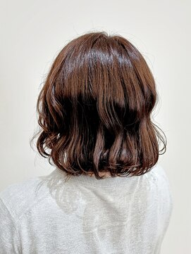 アヤラ オーガニックアンドスパ 東船橋店(AYALA) ピンクブラウン ふんわりボブ