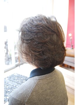 ベル(BELL) オーソドックスなレイヤースタイルです。【BELL桜新町/用賀】