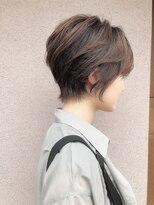 ダム(DaM)&nbsp;前下がり丸みフォルムショート