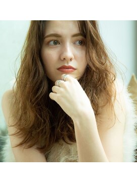 ロンド ストラーダ 心斎橋(Lond strada) 【西村 紗耶】大人可愛いこなれミディ