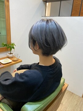 ミオ(mio) ショート×シルバーグレージュ