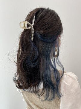 アライブ キチジョウジ(ALIVE Kichijoji) 韓国風インナーカラー/イヤリングカラー×スカイブルー