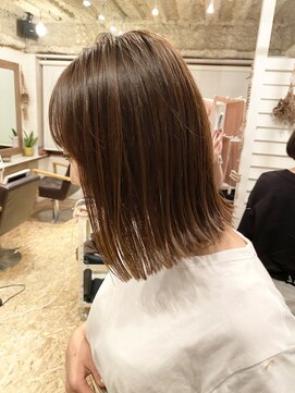 ラレイ(Lalei) 【ささきが担当】リアルお客様スタイル×切りっぱなしボブ