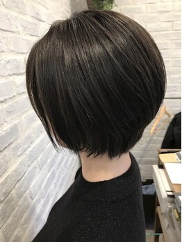 フェーデヘアーデザイン(fede hair design)の写真/歴17年のベテランスタイリストがなりたいイメージを汲み取り、骨格や髪質に合わせて創る“似合わせstyle”