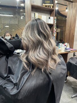 ラフ(LAFF) #黒髪#ボブルフ#ネビージュ#小顔#ワンレン