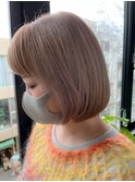ボブ×ベージュカラー