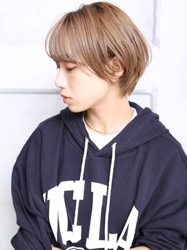 クラッチ 博多(CLUTCH) 大人可愛い２０代３０代４０代小顔メルティカラーB3