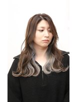 イーエン ヘアーデザイン(iiEn hair design)&nbsp;イヤリングカラー×インナーカラー◇ブリーチ必須カラー