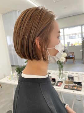 オンド(onde) 透明感のあるハイトーンとミニボブ
