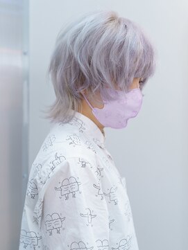 フィッツコア(FITS CORE) 寒色系のホワイトカラー