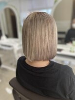 エミール(Emiile)&nbsp;ホワイトブロンド