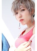 ショートハイトーンブリーチ可愛いカッコいいクールカジュアル