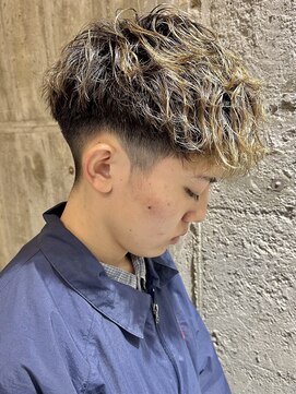 ニアウ 太田店(Niau) メンズ前下がりマッシュVマッシュスペインカールパーマ外国人風