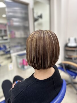 スギモト 上尾店(SUGIMOTO) [SUGIMOTO/上尾店]大人ハイライト×ショートボブ