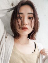 カライング(ing) 大人可愛い20代30代40代黒髪前下がりひし形小顔ボブ