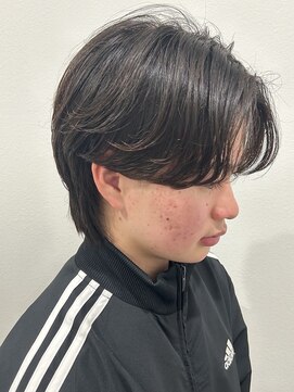 ヒュイル バイ ニアウ(Hwyl by Niau) メンズマッシュセンターパートスパイラルパーマニュアンスパーマ