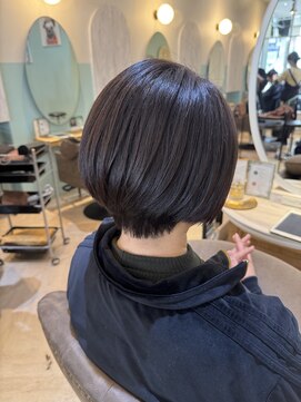 アンフィ 矢向(Anphi) 3-19 前下がりショートボブ