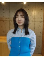 カフネ ジュントス ヨロ(Cafune' juntos YOLO)&nbsp;ミディアムボブ×顔まわりレイヤー