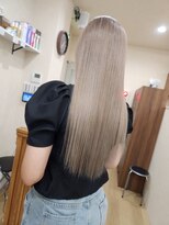 ミラシィ 成田(Mirashy)&nbsp;ハイライトカラーミルクティーベージュレイヤーカット