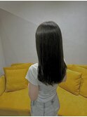 深みツヤのダークオリーブカラー