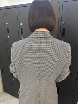 ローマージングウマエ(ROAMER jingumae) ミニボブ