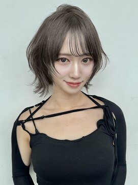 ロンドネートゥル 新潟(Lond naitre) ダークアッシュ/似合わせカット/レイヤーカット(新潟/万代）