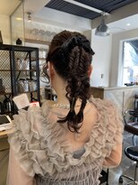 チックタック モーガン エアライン(TICK-TOCK MORGAN airline) ヘアアレンジ