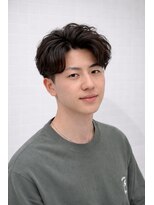 ゼロスバーバー(0's BARBER SHOP) 束感ナチュラルワンカールパーマ人気流行無造作メンズ