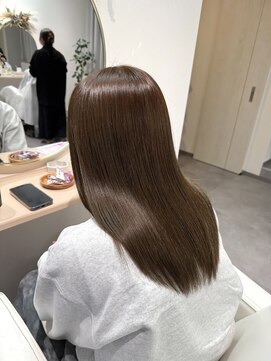 ユヌ(une) ヘーゼルブラウン