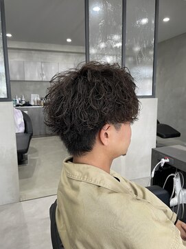 トーン(tone) シャドウパーマ/ツイストスパイラルパーマ/メンズカット