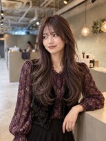 ウト(Uto)&nbsp;レイヤーカット/ラベンダーベージュ/韓国風/髪質改善/烏丸四条