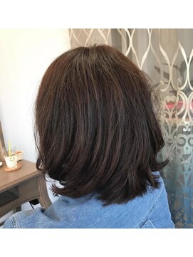 フルーリ(fleuri) 大人外はねボブ