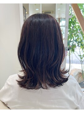 レイフィールド 岐阜茜部店 外ハネミディアムボブ