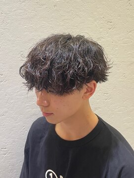 バース バイ ハピネス(BIRTH by happiness) 波巻きパーマ波巻きスパイラルパーマ刈り上げマッシュ